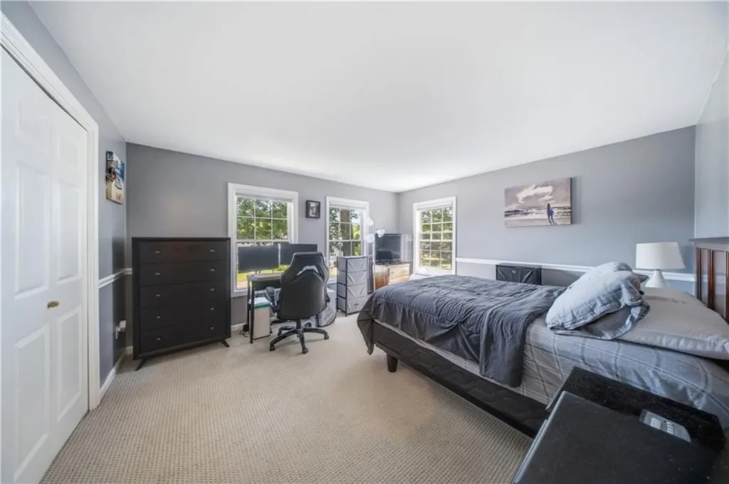 78 Riverside Drive South Kingstown RI 02879