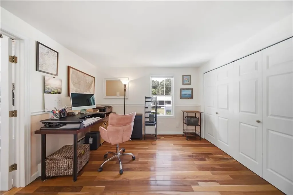 78 Riverside Drive South Kingstown RI 02879