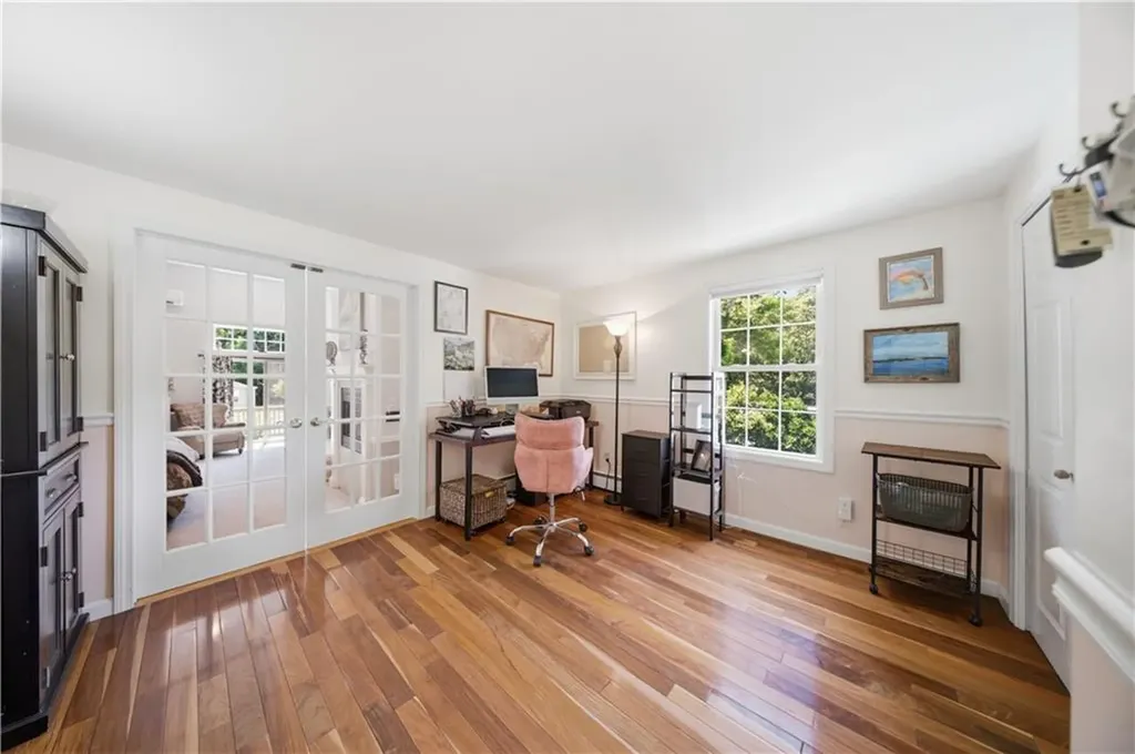 78 Riverside Drive South Kingstown RI 02879