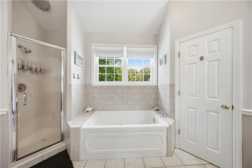 78 Riverside Drive South Kingstown RI 02879