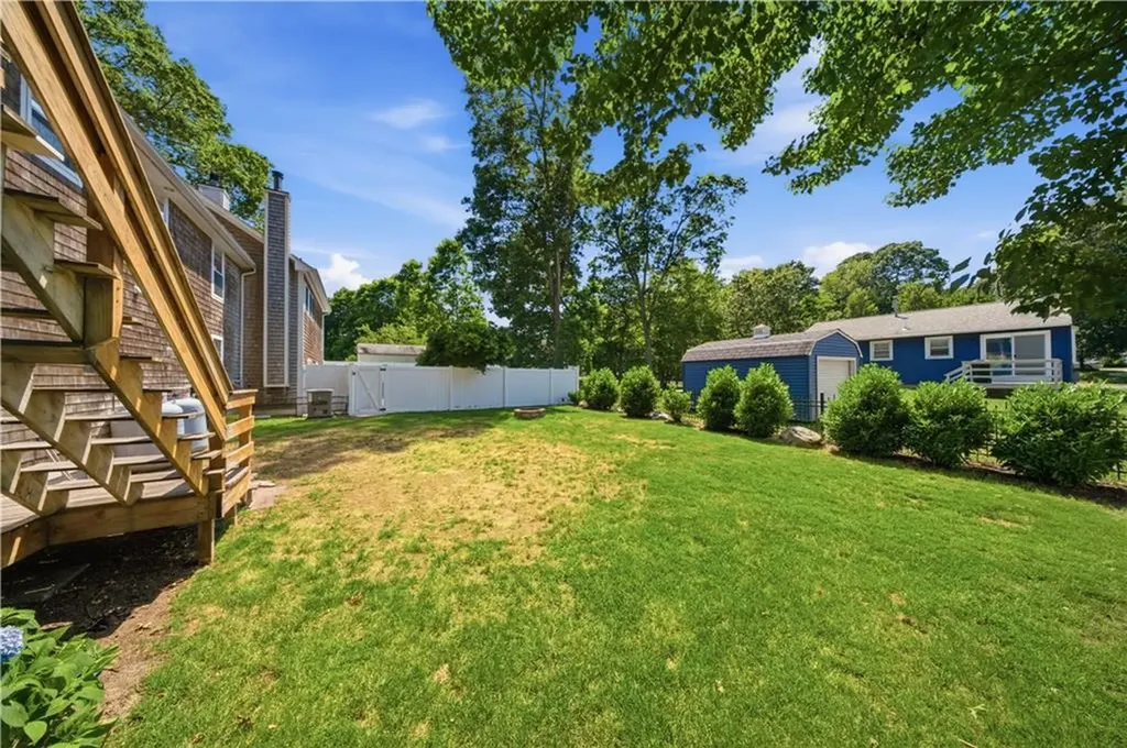 78 Riverside Drive South Kingstown RI 02879