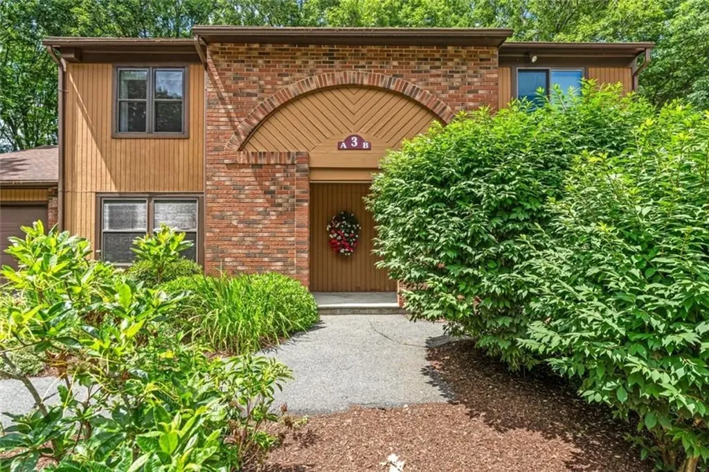 3 Quail Circle Smithfield RI 02917