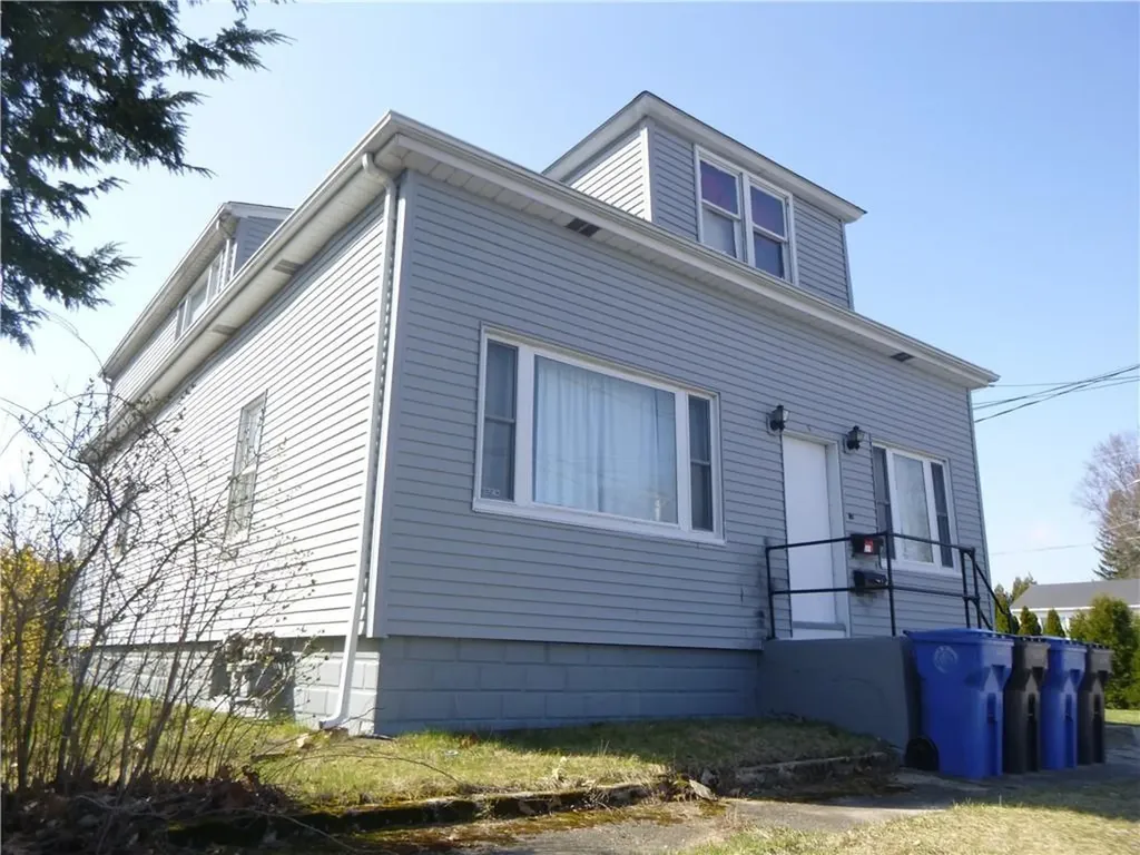 5 Pomham Street Cranston RI 02910
