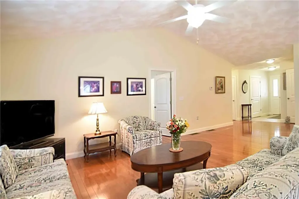 120 Country Meadow Lane Glocester RI 02814