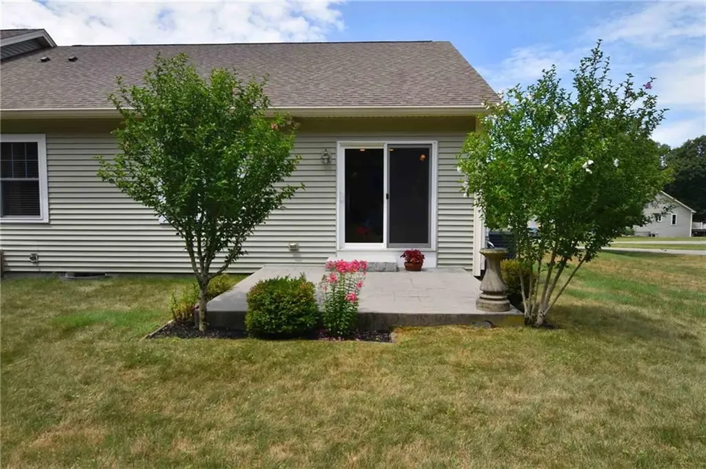 120 Country Meadow Lane Glocester RI 02814