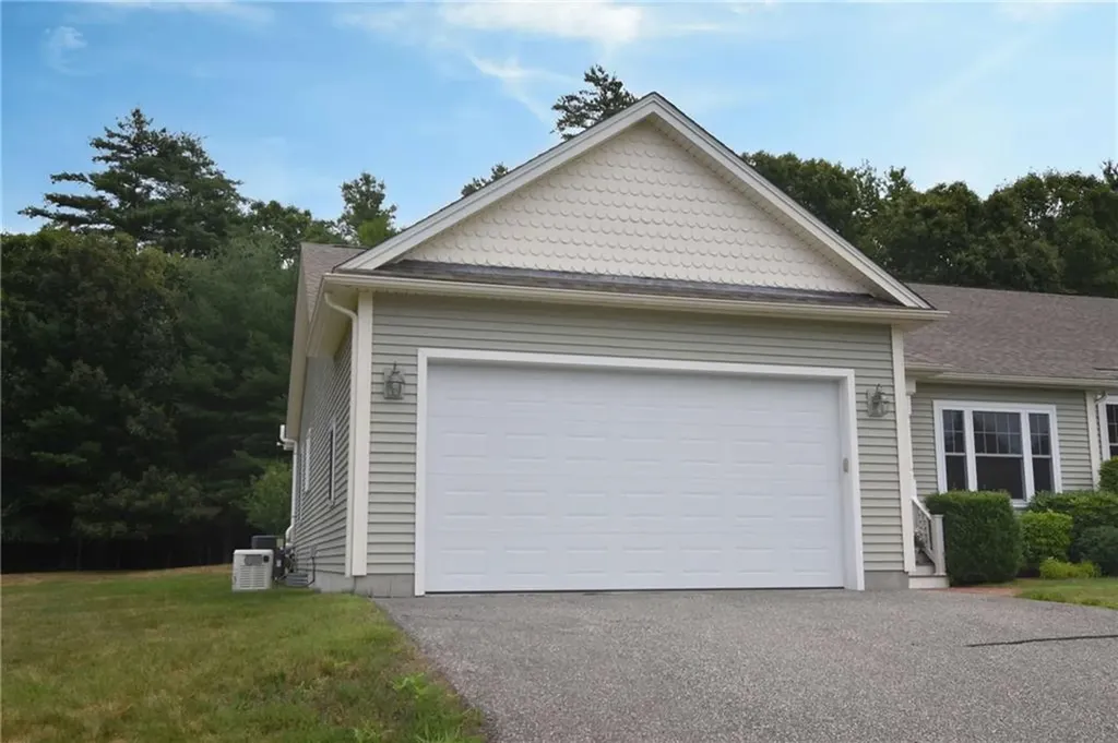 120 Country Meadow Lane Glocester RI 02814