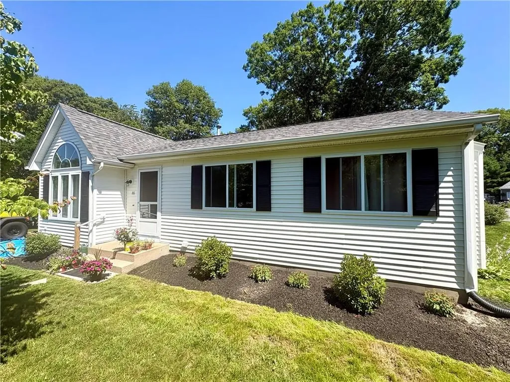 86 Peaked Rock Road South Kingstown RI 02879