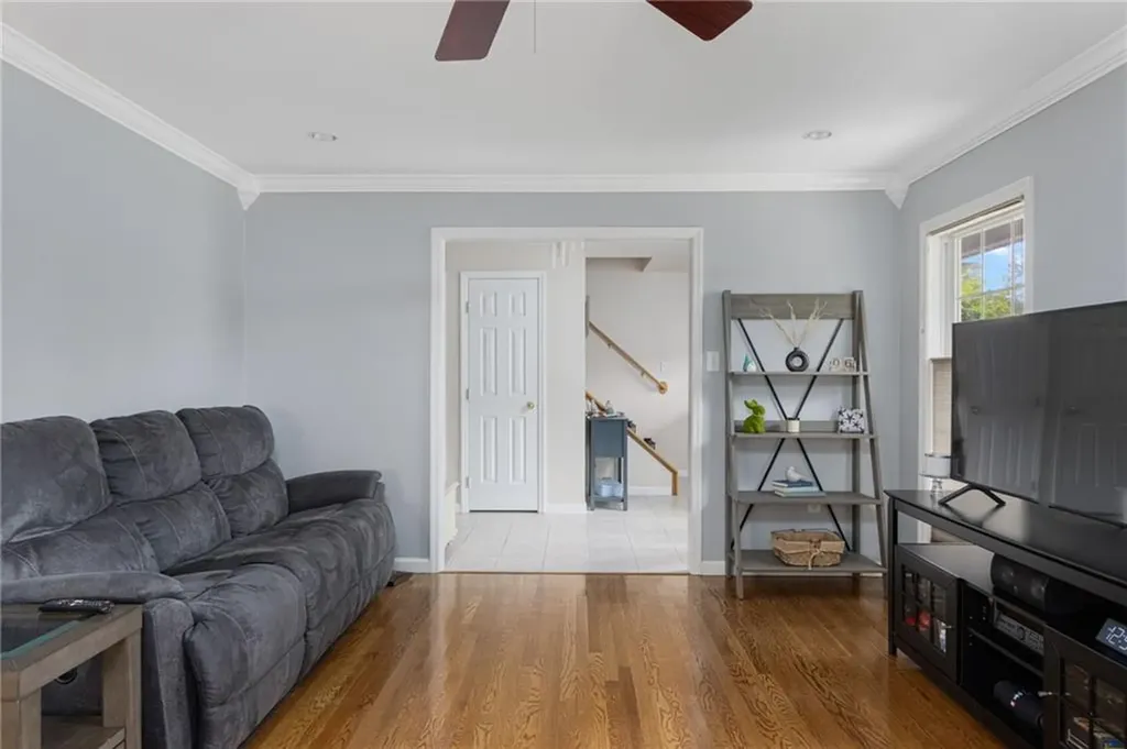 2 Daniel Way Scituate RI 02831