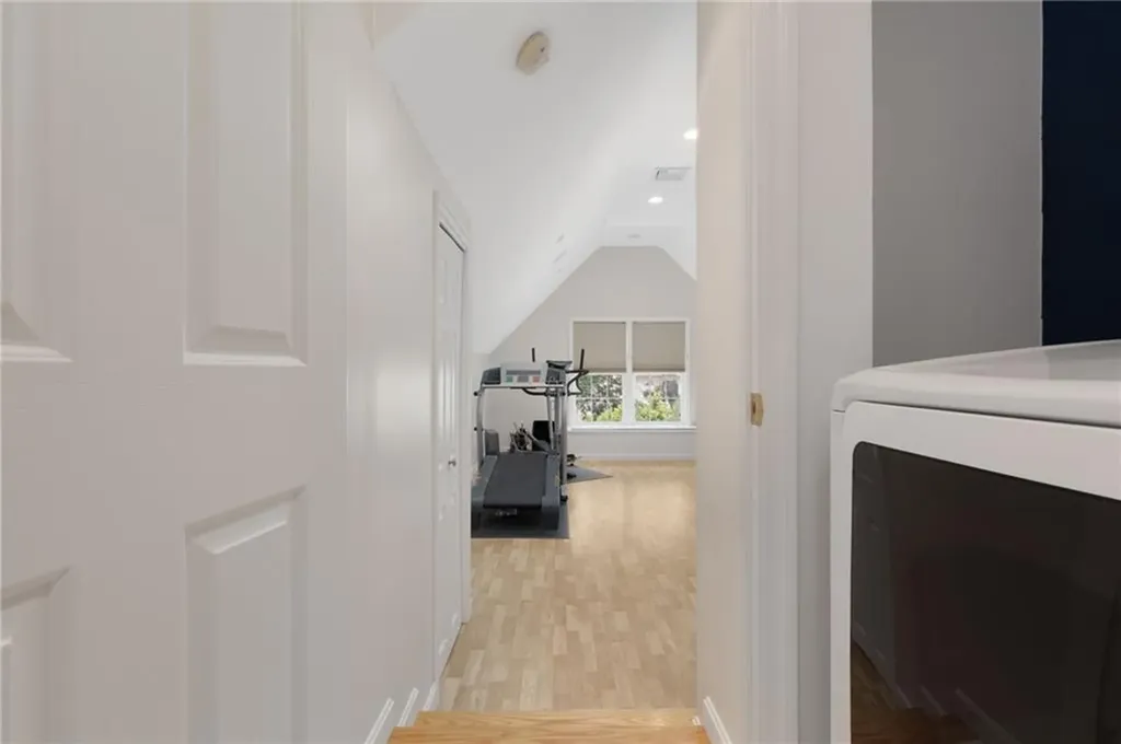 2 Daniel Way Scituate RI 02831