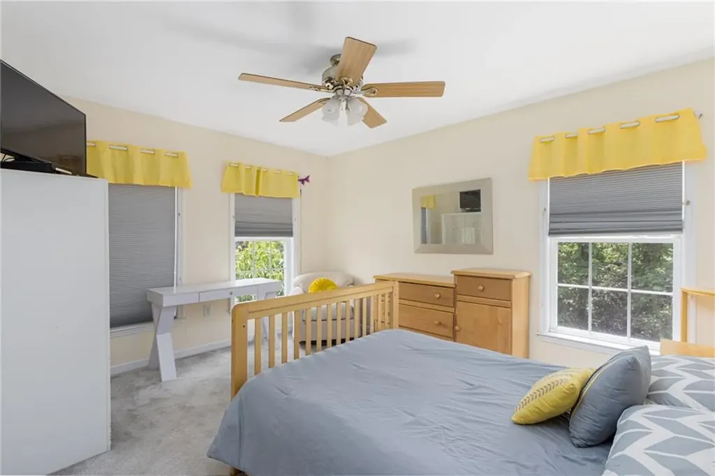 2 Daniel Way Scituate RI 02831