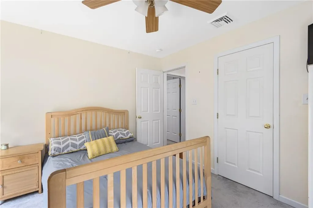2 Daniel Way Scituate RI 02831