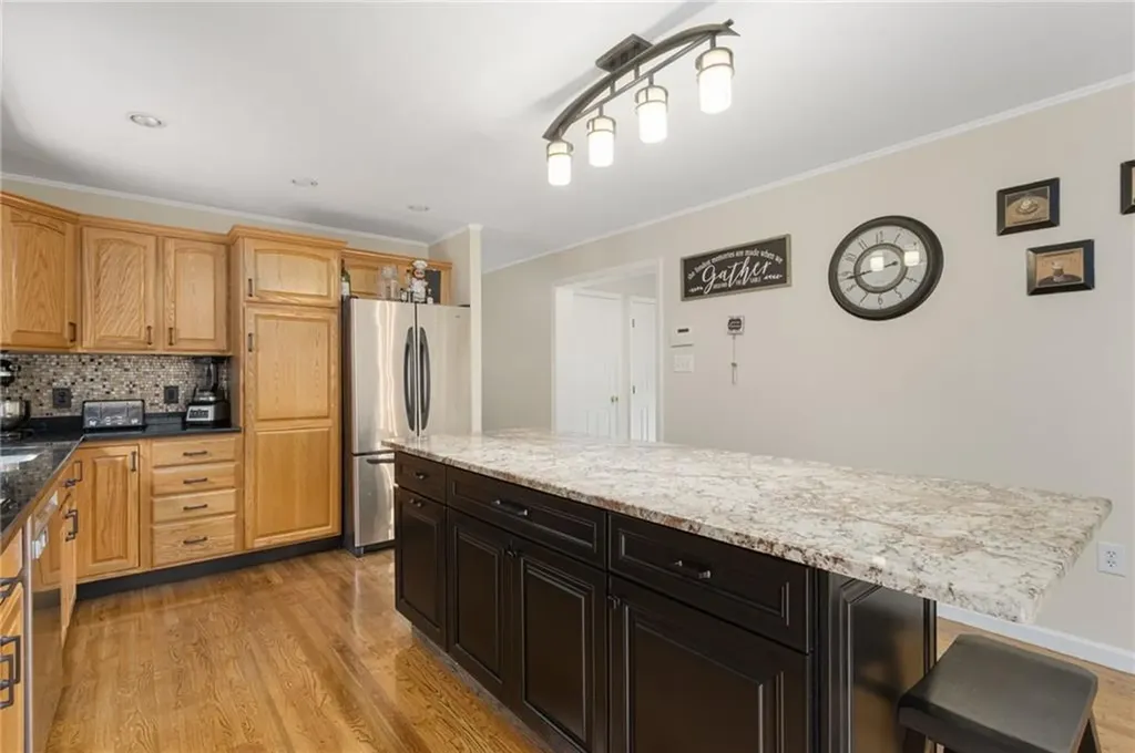 2 Daniel Way Scituate RI 02831