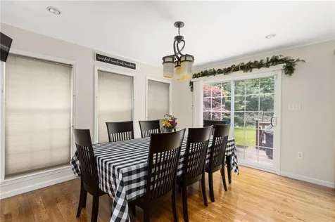 2 Daniel Way Scituate RI 02831