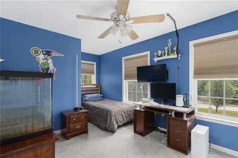 2 Daniel Way Scituate RI 02831
