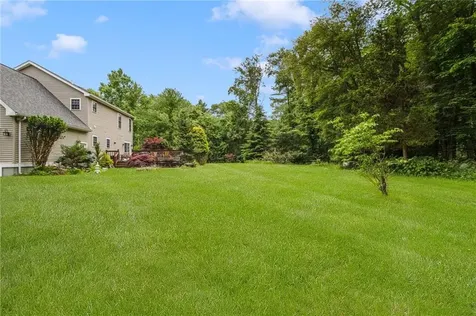 2 Daniel Way Scituate RI 02831