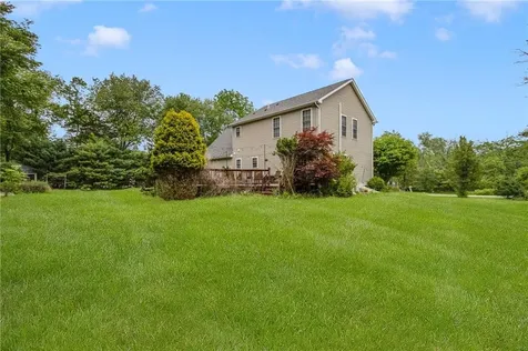 2 Daniel Way Scituate RI 02831