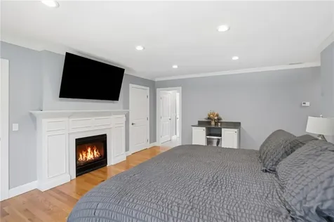 5 Kyle's Court Swansea MA 02777