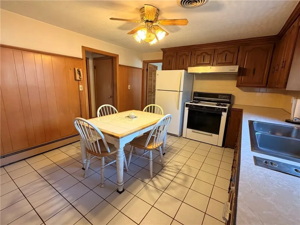 565 Mount Pleasant Avenue Providence RI 02908