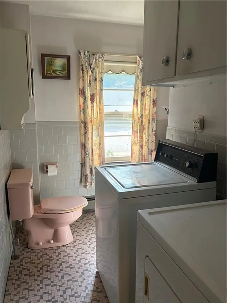 565 Mount Pleasant Avenue Providence RI 02908