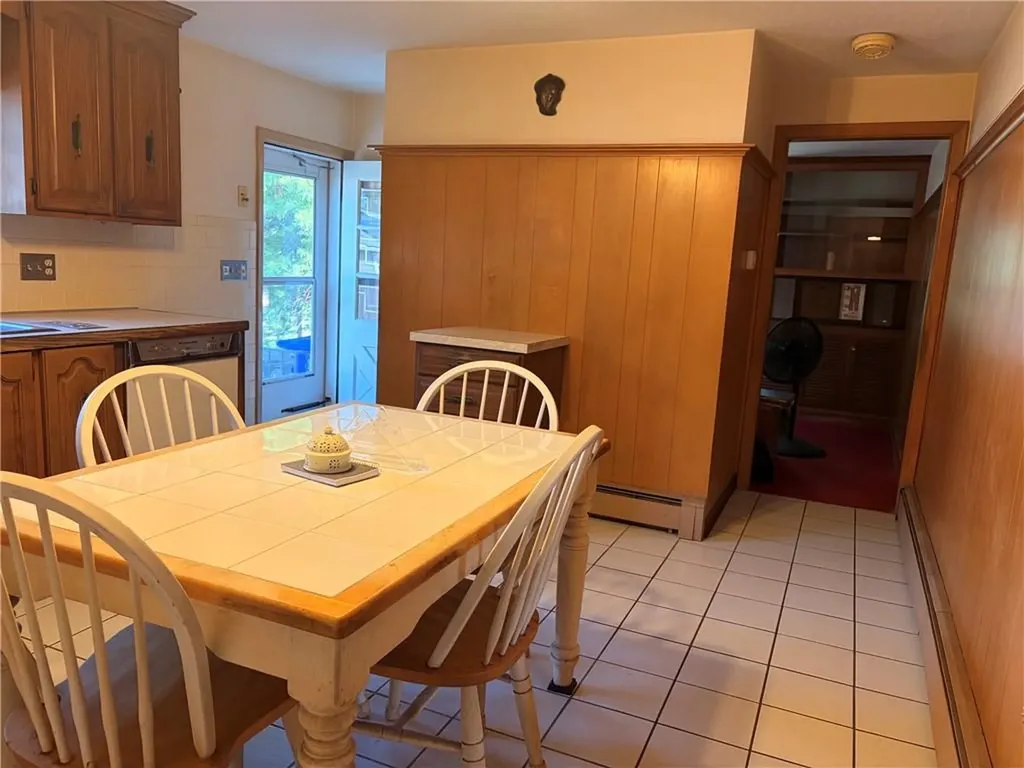 565 Mount Pleasant Avenue Providence RI 02908