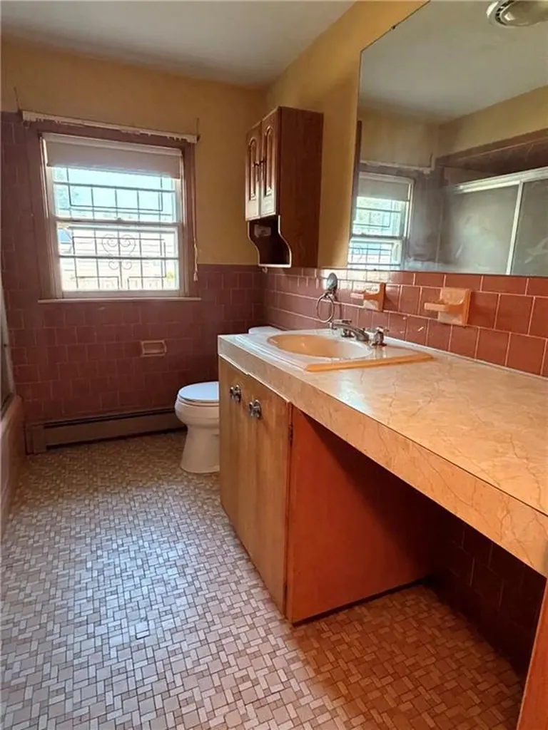 565 Mount Pleasant Avenue Providence RI 02908