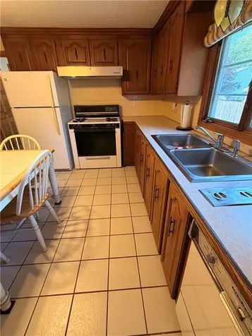 565 Mount Pleasant Avenue Providence RI 02908