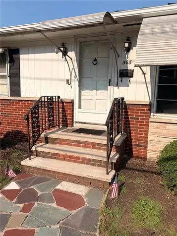 565 Mount Pleasant Avenue Providence RI 02908