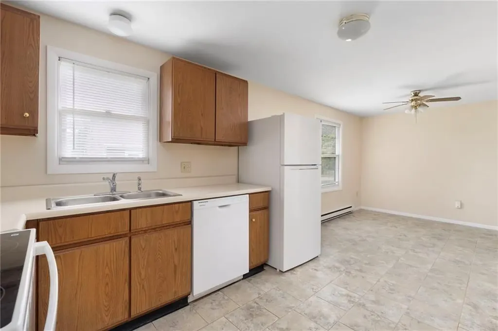 28 Elmer Avenue Warwick RI 02886
