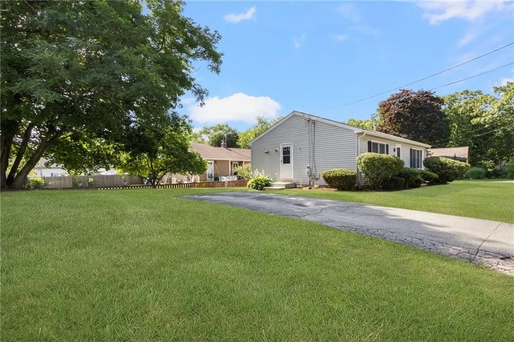 28 Elmer Avenue Warwick RI 02886