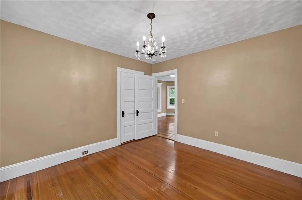 68 9th Street Providence RI 02906