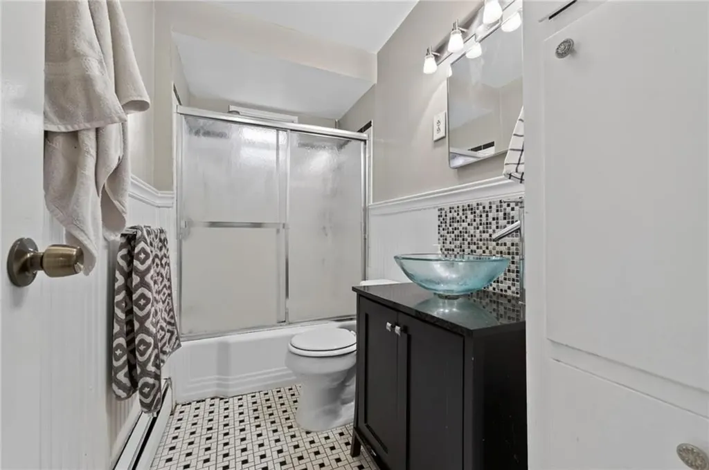 68 9th Street Providence RI 02906