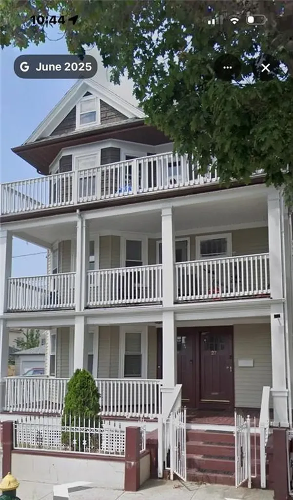 29 Wildwood Avenue Providence RI 02908