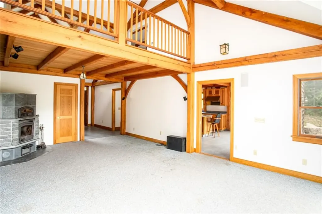 413 Eagleville Road Tiverton RI 02878