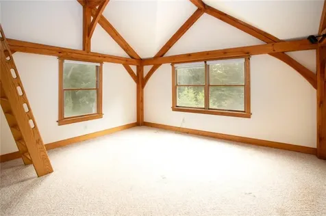 413 Eagleville Road Tiverton RI 02878