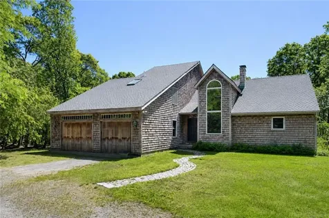 413 Eagleville Road Tiverton RI 02878