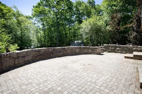413 Eagleville Road Tiverton RI 02878