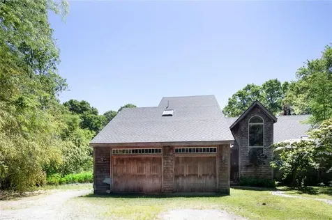 413 Eagleville Road Tiverton RI 02878