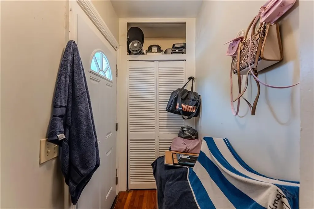 98 Stanwood Street Providence RI 02907