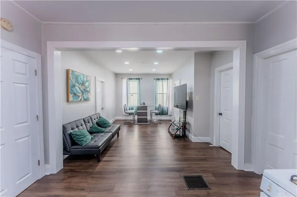 98 Stanwood Street Providence RI 02907