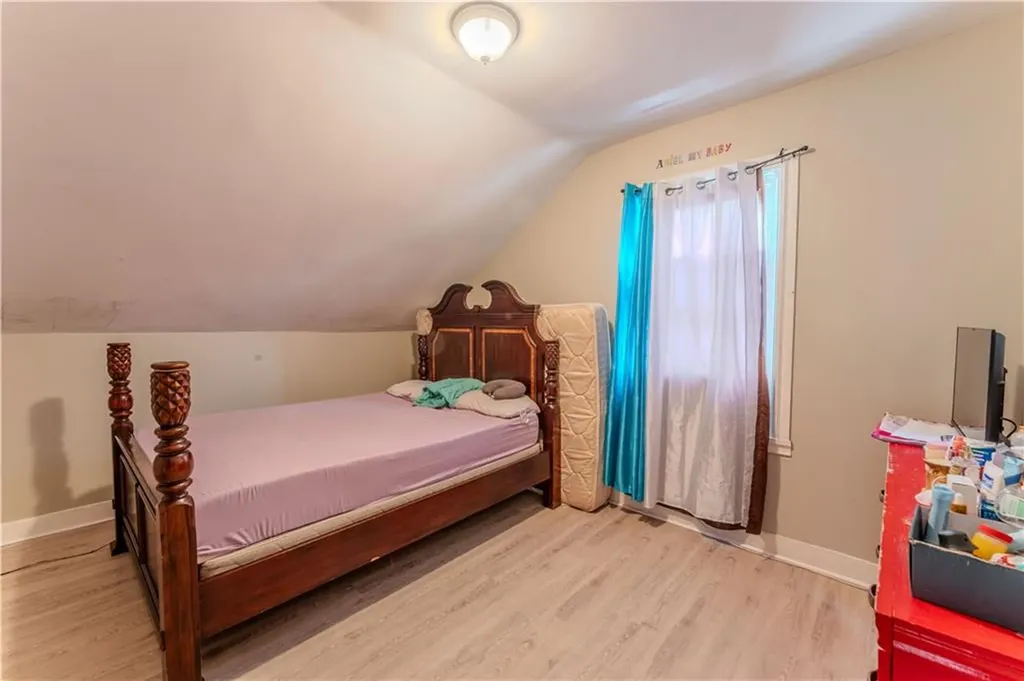 98 Stanwood Street Providence RI 02907