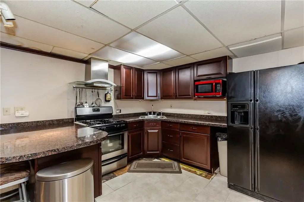 1 Polly Drive North Providence RI 02911