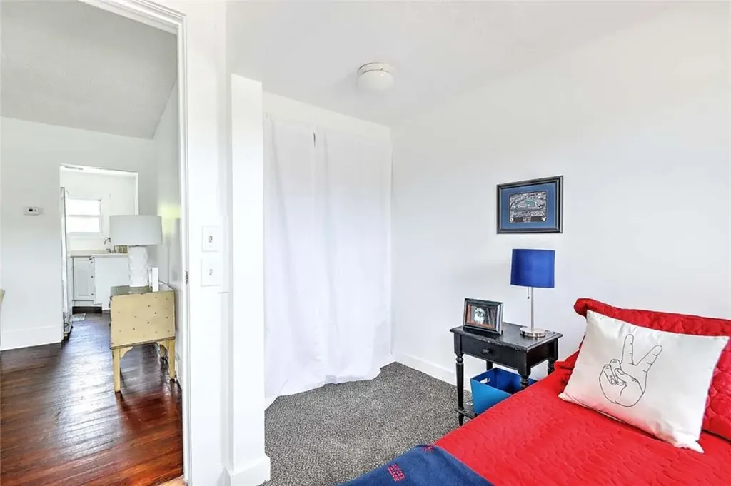 59 Booth Avenue East Providence RI 02915