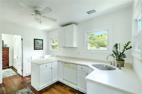59 Booth Avenue East Providence RI 02915
