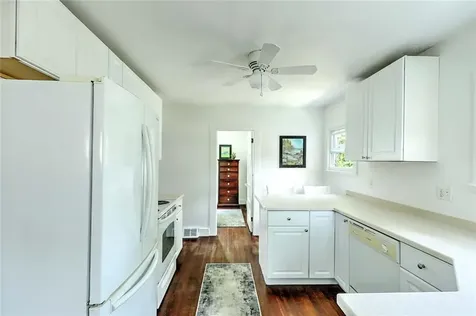 59 Booth Avenue East Providence RI 02915