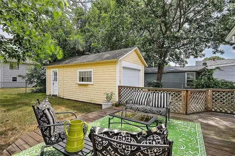 59 Booth Avenue East Providence RI 02915