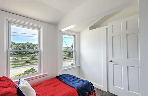 59 Booth Avenue East Providence RI 02915