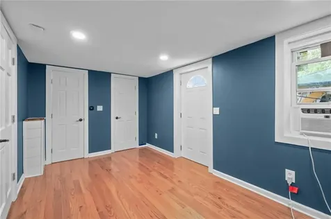 20 Bradley Terrace Portsmouth RI 02871