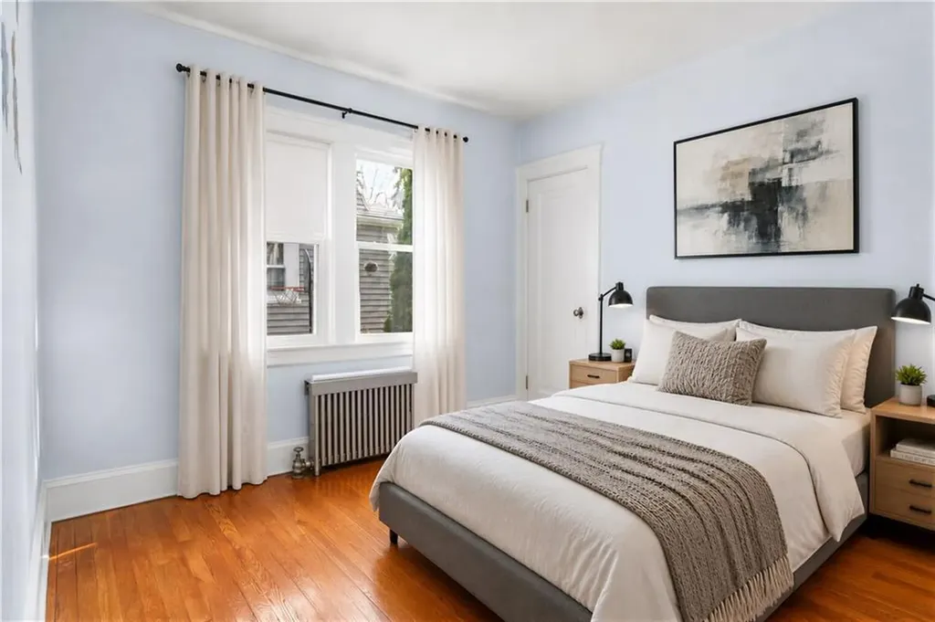 30 Iona Street Providence RI 02908