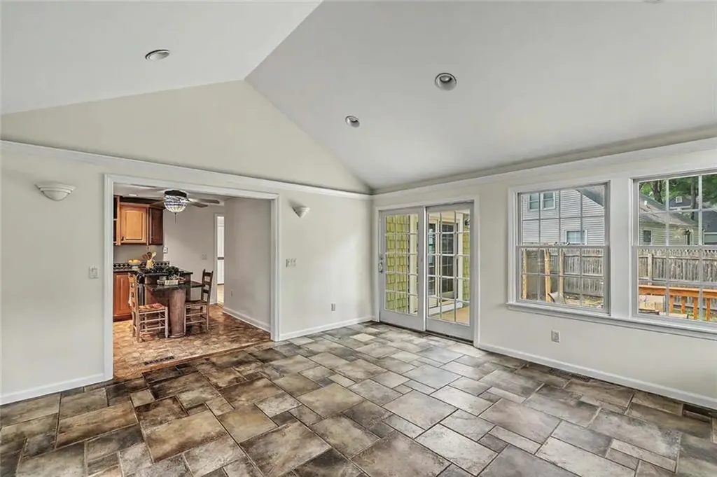88 Nichols Road North Kingstown RI 02852