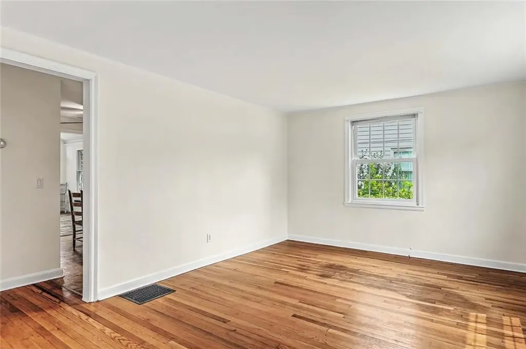 88 Nichols Road North Kingstown RI 02852